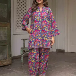 TARA-C-TARA Women Floral Printed Panelled Pure Cotton Kurta with Palazzos-image-20