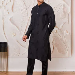 VASTRAMAY Floral Embroidered Sequinned Mandarin Collar Kurta With Pyjamas-image-93