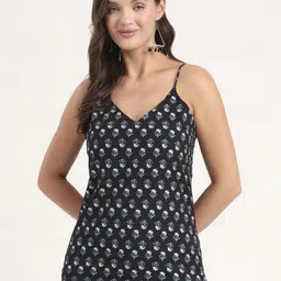 Divena Floral Printed Shoulder Straps Cotton Top-picture-11