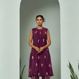 SUKRUTI DESIGN Printed Round Neck Top & Trousers Co-Ords-image-22