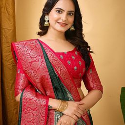 DIVASTRI Checked Printed Zari Kanjeevaram Saree With Unstitched Blosue Piece image 5