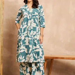 all about you Printed V Neck Tunic With Palazzos Co-Ords-picture-54