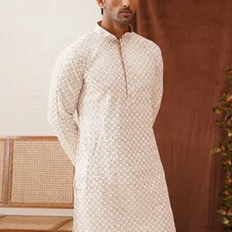 Jompers Men Embroidered Regular Sequinned Kurta with Pyjamas image 3