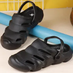 Kook N Keech Men Clogs-picture-17