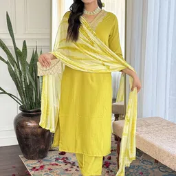 Moda Rapido Women Animal Embroidered Regular Kurta with Trousers & With Dupatta-picture-29