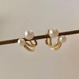 SZN KoreanEarring314 Gold-Plated Contemporary Shaped Pearls Studs-26