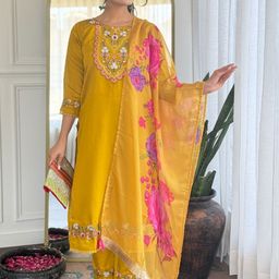 HERE&NOW Women Floral Embroidered Regular Thread Work Chanderi Silk Kurta with Trousers & With Dupatta-picture-9