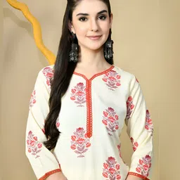 BKApparels Floral Printed V-Neck Pure Cotton Straight Kurta With Trousers-picture-25