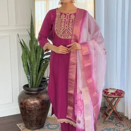 Ekta Textiles WomenEmbroidered Regular Thread Work Kurta with Trousers & With Dupatta-picture-22