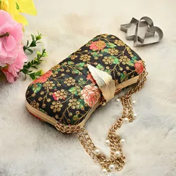 Toobacraft Floral Embroidered Pearls Beaded Envelope Clutch-picture-26
