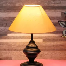 BrightDaisy Gold-Toned & Black Metal Frusturical Shaped Table Lamp-13
