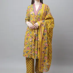 Rajnandini Women Floral Printed Regular Pure Cotton Kurti with Trousers & With Dupatta-picture-58