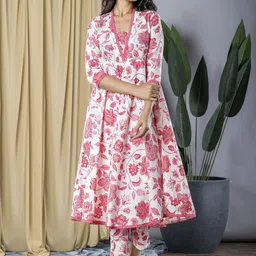 KALINI Women Floral Printed Regular Pure Cotton Kurta with Trousers-picture-20
