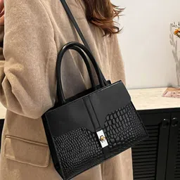 HAUTE SAUCE by Campus Sutra Women Black Vegan Leather Structured Hand Bag-40