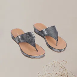 T.ELEVEN Wedge Sandals with Buckles-25