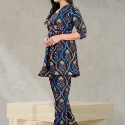 KANUDA Women Black Poly Crepe Kurta Sets-picture-41