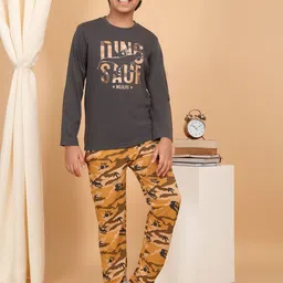 Sweet Dreams Boys Printed Night suit-image-8