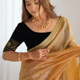 LeeliPeeri Designer Embellished Sequinned Net Saree image 2