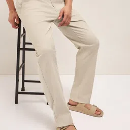 THE BEAR HOUSE Men Mid Rise Solid Straight Fit Casual Trousers-picture-5