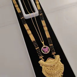V.K.PAYAL.JEWELLERY Gold-Plated Zircon Studded & Artificial Beaded Mangalsutra With Chain-picture-19