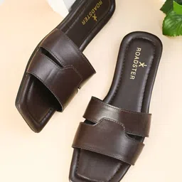 The Roadster Lifestyle Co Women Solid Party Square Shape Open Toe Flats-image-88