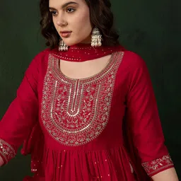 Sangria Floral Embroidered Zari Sequence Anarkali Kurta & Trouser With Dupatta-4