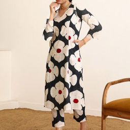 Anni Designer Floral Printed Regular Straight Kurta with Trousers-image-1