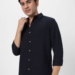 Urbano Fashion Men Spread Collar Textured Cotton Casual Shirt-picture-5
