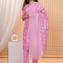 HIGHLIGHT FASHION EXPORT Women Floral Printed Pure Cotton Kurta with Trouser & Dupatta-picture-11