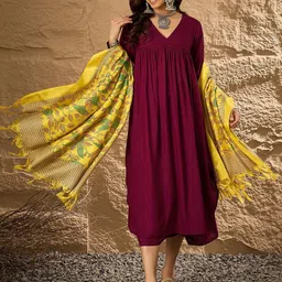 InWeave Women Regular Kurta with Palazzos & With Dupatta-31