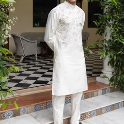 PATR Embroidered Mandarin Collar Straight Kurta With Trousers-image-72