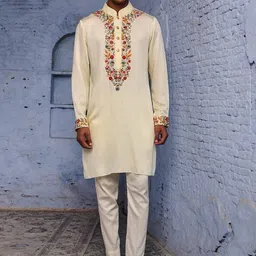 Agrajain Men Floral Embroidered Regular Zardozi Kurta with Pyjamas image 1