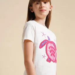 Vero Moda Graphic Printed Embellished Round Neck Cotton T-shirt-picture-39