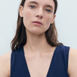 MANGO Single-Breasted Regular Fit Button-Down Chambray Waistcoat image 3
