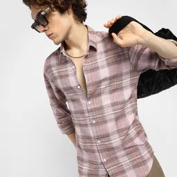 Campus Sutra Men Comfort Tartan Checks Opaque Checked Casual Shirt-picture-3