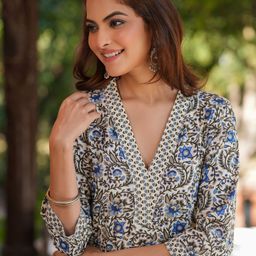 Janasya Women Floral Printed Regular Pure Cotton Kurta with Trousers-29