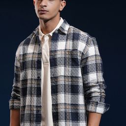 HIGHLANDER Men Opaque Checked Casual Shirt-image-79
