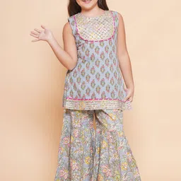 Bitiya by Bhama Girls Ethnic Motifs Printed Regular Gotta Patti Pure Cotton Kurta with Sharara-picture-38