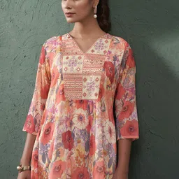 Anouk Orange Floral Printed Mirror Work V-Neck A-Line Kurti-picture-3