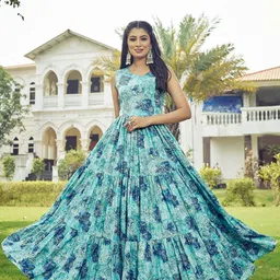 CHANSI Floral Printed Pleated Flared Maxi Dress-image-60