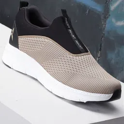 AVANT Men Slip-On Walking Shoes-22