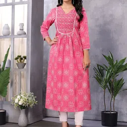 Rangita Women Embroidered Mirror Work Kurta-picture-17