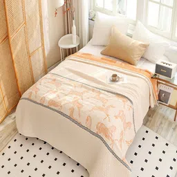 JC HOME White & Cream-Coloured AC Room 400 GSM Double Bed Quilt-image-13