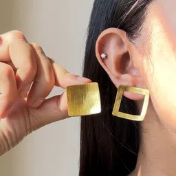 D MAK Gold-Plated Square Shaped Studs image 2