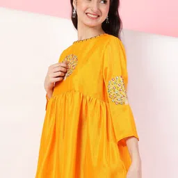 Ishti Embroidered Top image 3