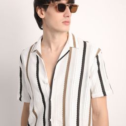THE BEETEL HOUSE Men Relaxed Fit Cuban Collar Vertical Striped Casual Shirt-picture-47