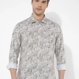 Numero Uno Men Spread Collar Floral Printed Cotton Slim Fit Casual Shirt-image-80