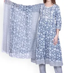WOOL 4U Women Floral Printed Empire Kurta with Trousers & With Dupatta-image-40