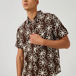 Styli Men Floral Printed Spread Collar Shirt-image-14