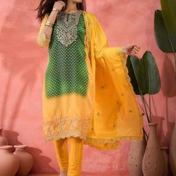 HERE&NOW Women Bandhani Printed Kurta with Pyjama & Dupatta-image-97